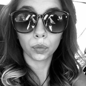 Meet your Posher, Dominique