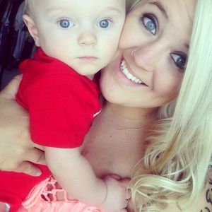 Meet your Posher, Carlyn