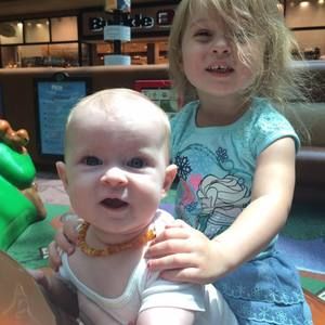 Meet your Posher, Laura