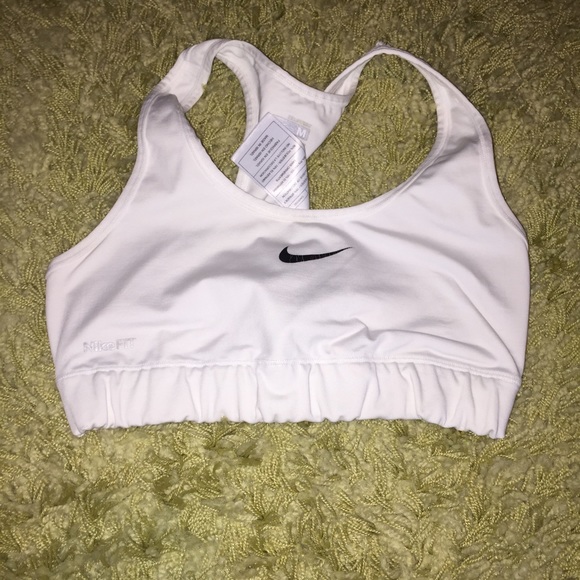 Nike pro sports bra