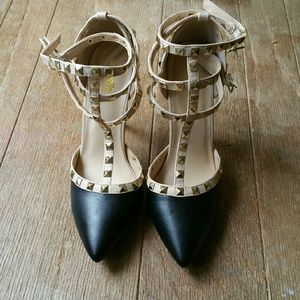 Knockoff Valentino Rockstud Heel