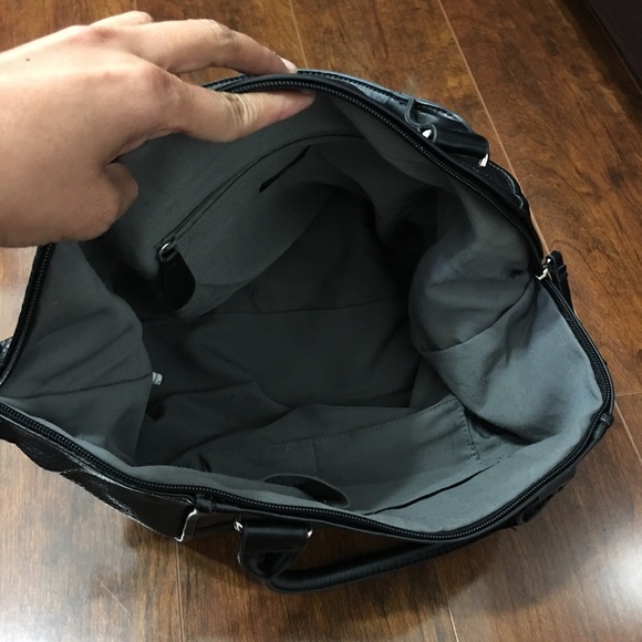 black bag - Picture 3 of 4