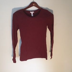 Burgundy long-sleeved tee