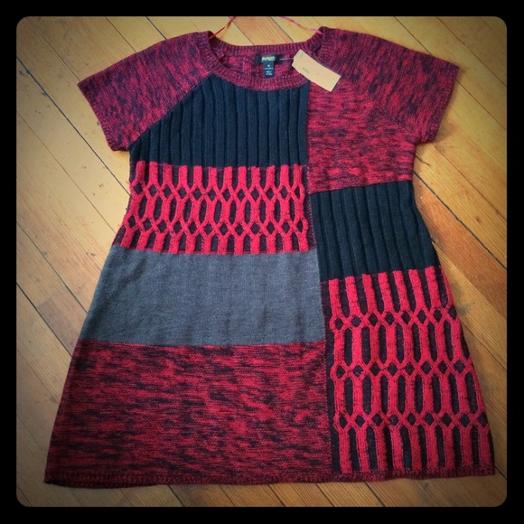 Mixed stitch tunic