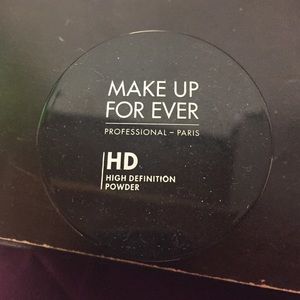 Makeup forever hd powder