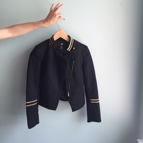 H&M Jackets & Blazers - H&M Cropped Jacket
