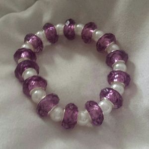 Purple and pearl bracelet