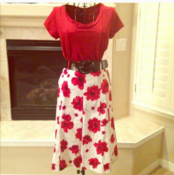 🎈 Poppy Flower A-line Skirt - Picture 1 of 2