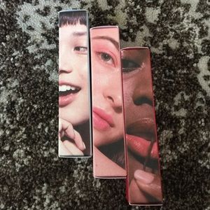 Glossier balm dotcom (SOLD in this list)