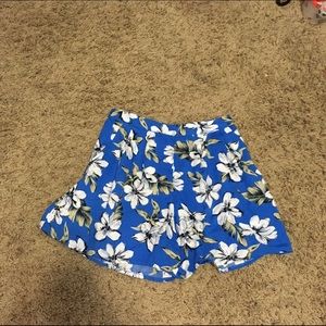 Floral flows high waisted shorts