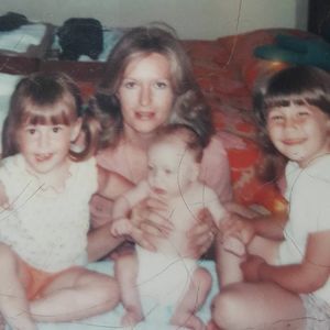 Meet your Posher, Sharon