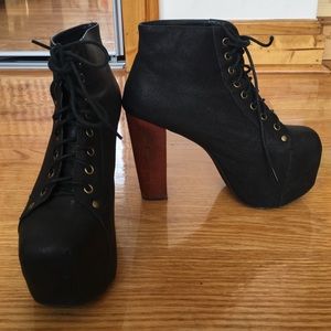 Jeffery Campbell Lita