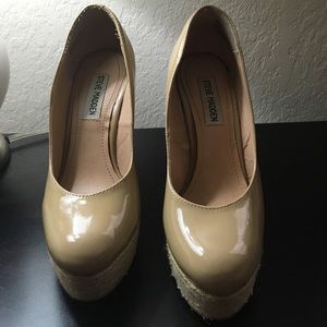 Patent nude wedges