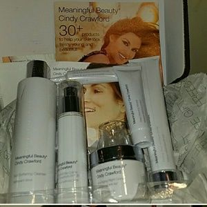 2 Meaningful Beauty kits