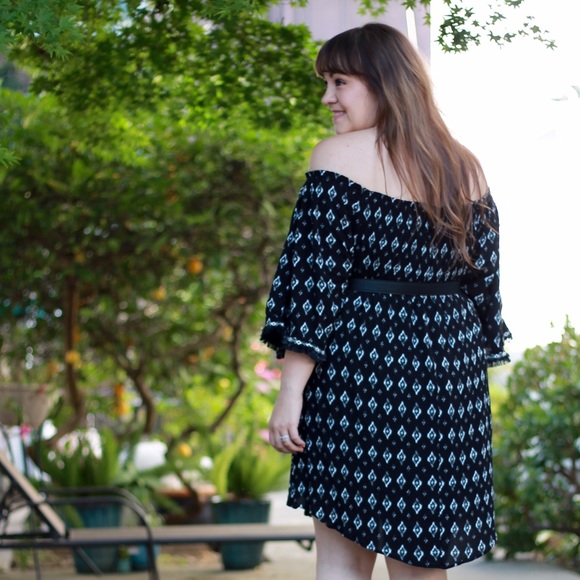 Black Off The Shoulder Dress - Picture 2 of 4