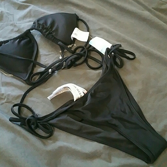 Swim wear - Picture 3 of 4