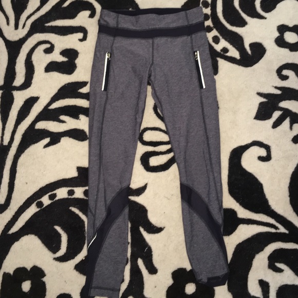 🎀LULULEMON Inspire Running Tight🎀