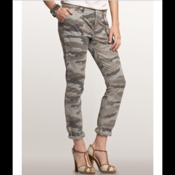 NWT GAP camo pants