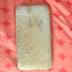 Used icing wallet