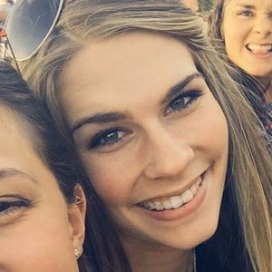 Meet your Posher, Emilee