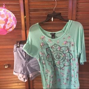 Elements 3/4 sleeve tee ✨