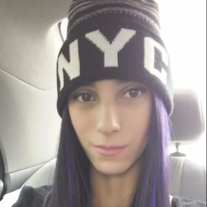 Meet your Posher, Karla