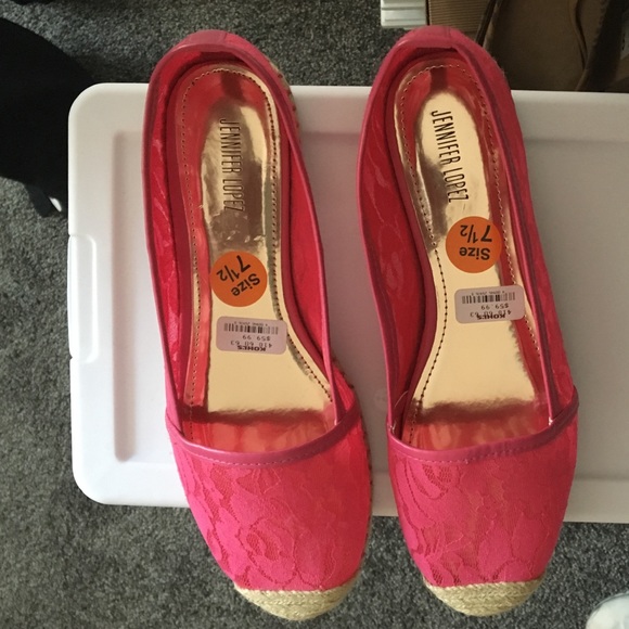 Brand new 7 1/2 Jennifer Lopez pink espadrilles