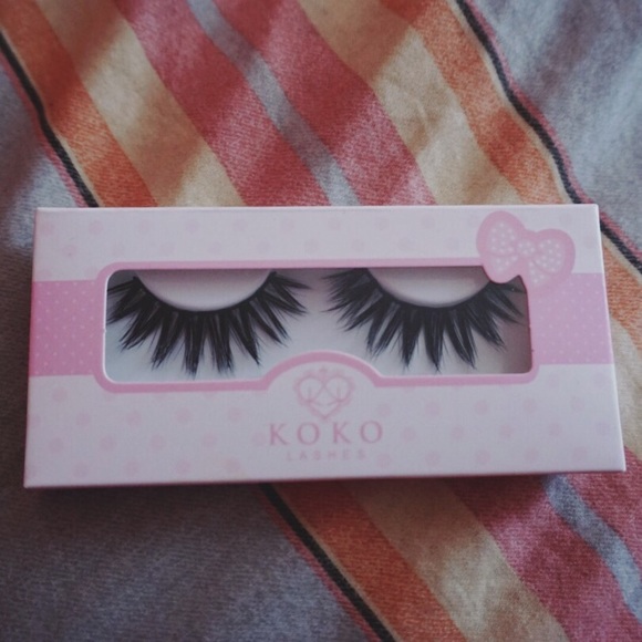 Koko Lashes Demi G