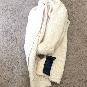 Tommy Hilfiger cream scarf