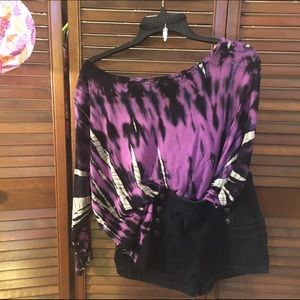 Purple tunic with 3/4 sleeves