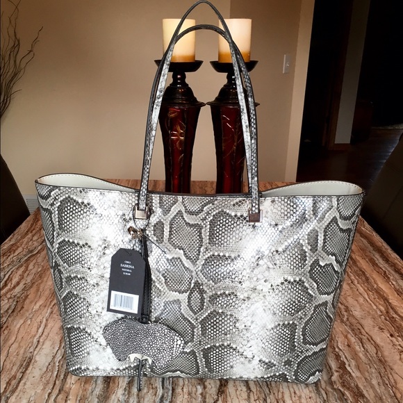 Christian Siriano Handbags - 🎁NWT.. Christian Siriano Sabrina Natural tote