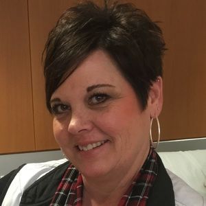 Meet your Posher, Joan