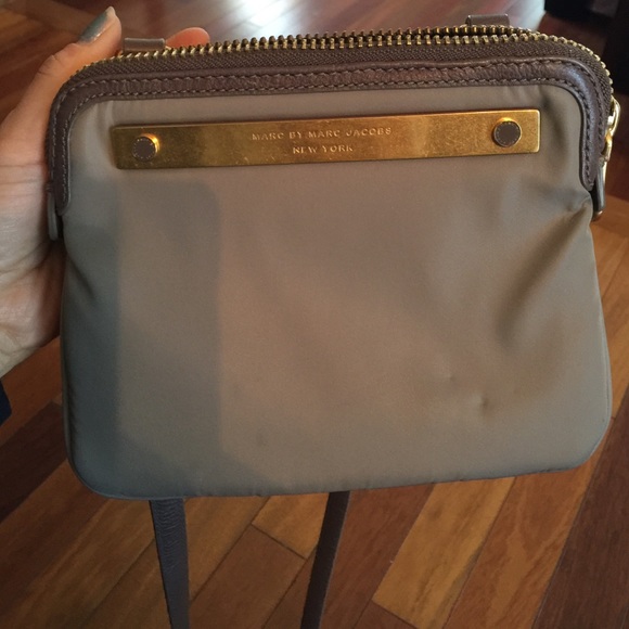 Marc Jacobs nylon cross-body bag *Authentic*