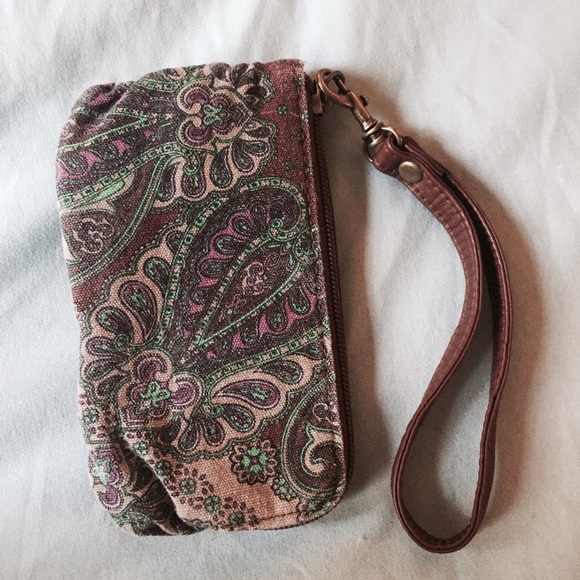 NWOT Wristlet Wallet - Picture 2 of 3