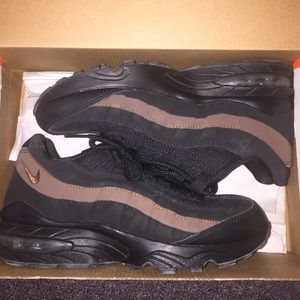 Black and Brown Nike Air Max '95