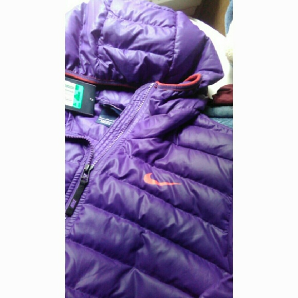 Nike jacket - Picture 4 of 4