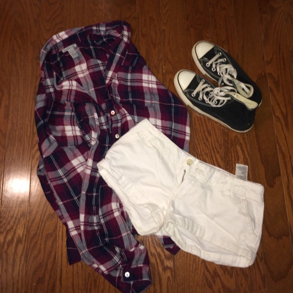 Hollister white shorts