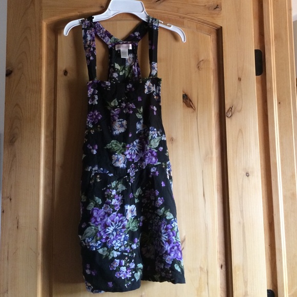 Cute overall floral romper