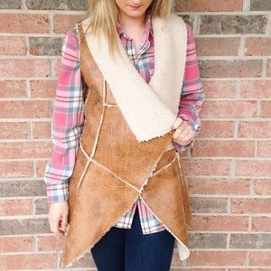 HOT & DELICIOUS VEST