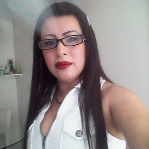 Meet your Posher, Ana