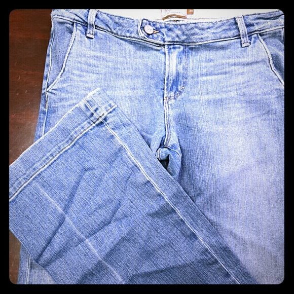 REDUCED!!! Paige blue jeans