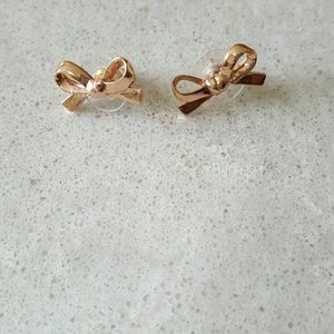 Kate spade  "skinny minni" rose gold bow earrings