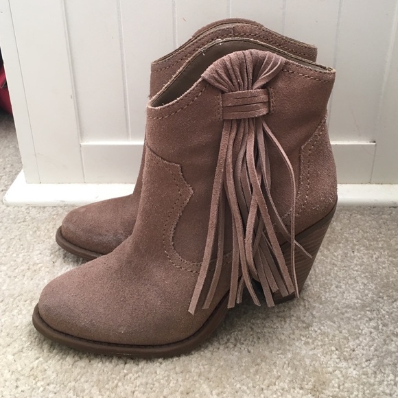 Jessica Simpson Colver Western Fringe Booties