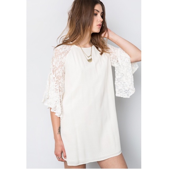 🆕CHANTILLY Lace Bell Sleeve Shift Dress - CREAM - Picture 2 of 3