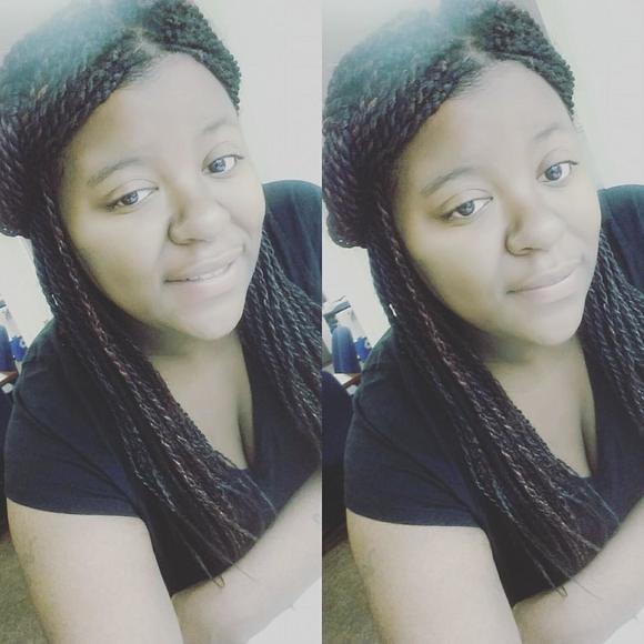 Meet your Posher, Tanisha - Picture 1 of 1