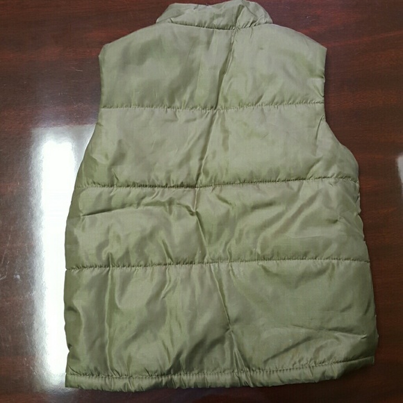 Vest - Picture 2 of 3