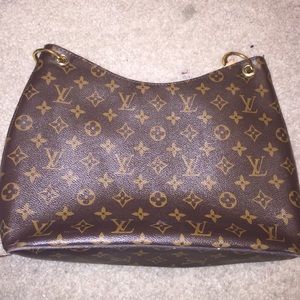 Louis Vuitton purse