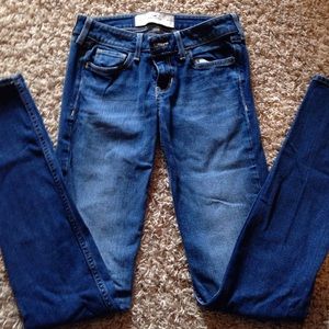 Hollister skinny jeans