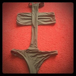 🌺Tavik swimwear🌺