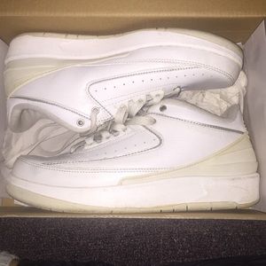 White and Metallic Silver Air Jordan Retro 2